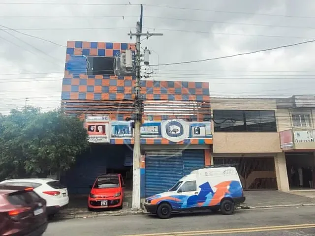 Prédio com 125m², para alugar, no bairro Parque Residencial Cocaia em São Paulo