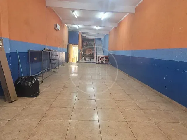Prédio com 125m², para alugar, no bairro Parque Residencial Cocaia em São Paulo