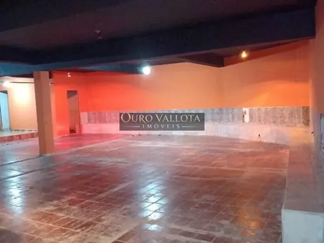 Prédio com 340m², para alugar, no bairro Centro em São Paulo