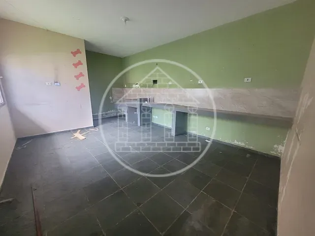 Prédio com 313m², à venda ou para alugar, no bairro Parque Cocaia em São Paulo