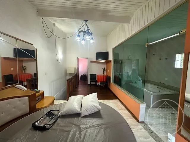 Prédio com 12000m², à venda, no bairro Parelheiros em São Paulo