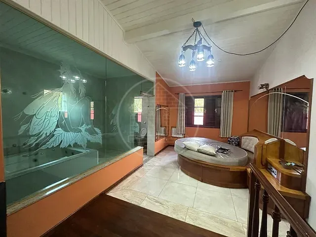 Prédio com 12000m², à venda, no bairro Parelheiros em São Paulo