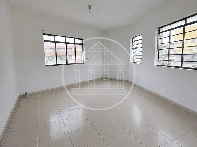 Prédio com 667m², à venda, no bairro Jardim São Luís em São Paulo