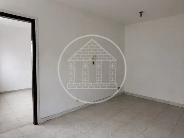 Prédio com 667m², à venda, no bairro Jardim São Luís em São Paulo