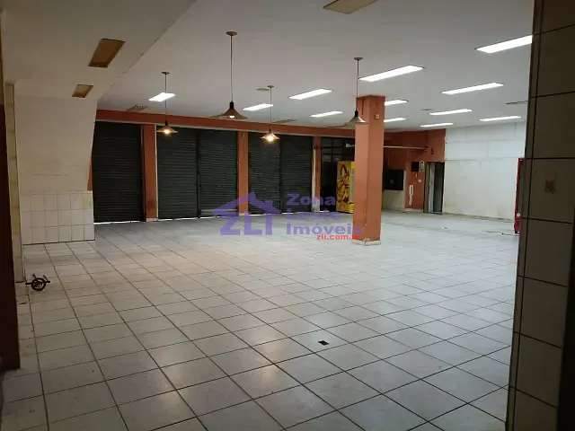 Prédio com 560m², para alugar, no bairro Vila Primavera em São Paulo