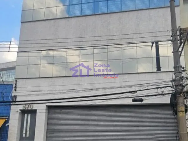 Prédio com 858m², para alugar, no bairro Tatuapé em São Paulo