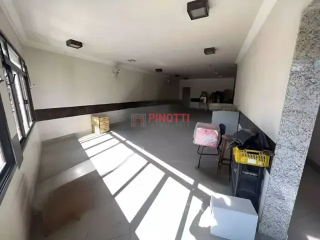Prédio à venda ou para alugar, no bairro Centro em São Bernardo do Campo
