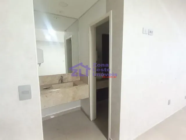Prédio com 320m², à venda, no bairro Vila Gomes Cardim em São Paulo