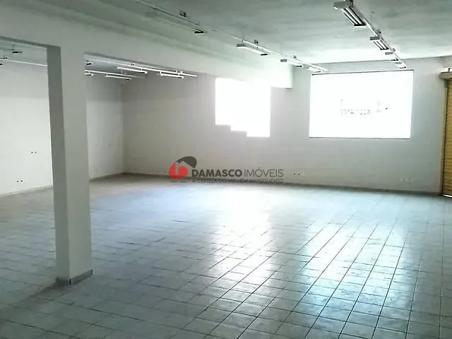 Prédio com 726m², para alugar, no bairro Barcelona em São Caetano do Sul