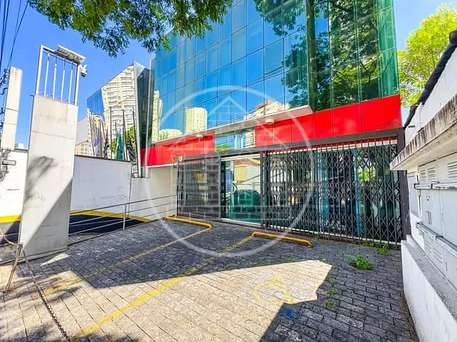Prédio com 549m², para alugar, no bairro Jardim Marajoara em São Paulo
