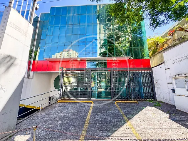 Prédio com 549m², para alugar, no bairro Jardim Marajoara em São Paulo