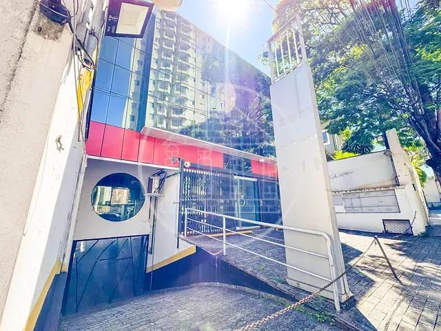 Prédio com 549m², para alugar, no bairro Jardim Marajoara em São Paulo