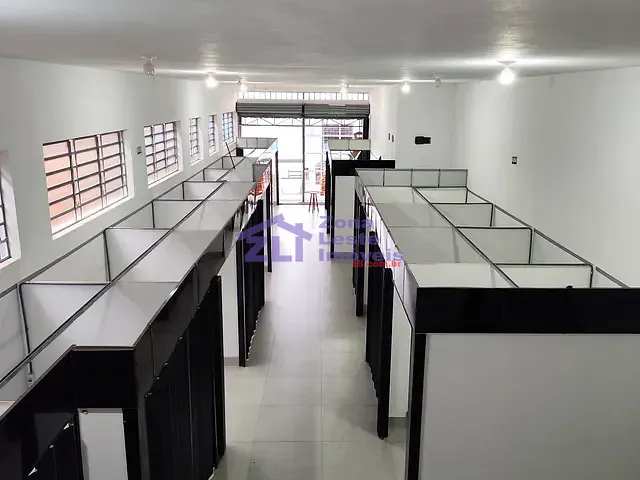 Prédio com 600m², à venda, no bairro Cidade Centenário em São Paulo