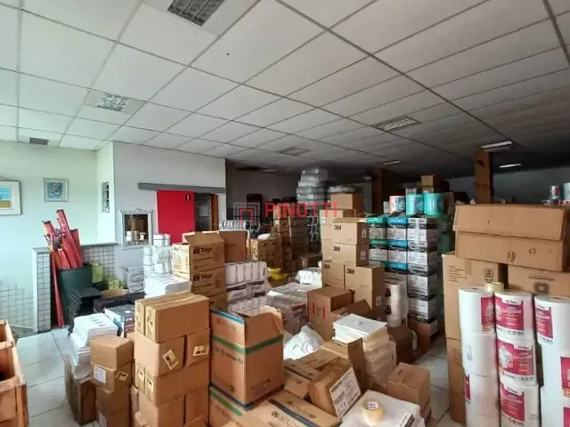Prédio para alugar, no bairro Jordanópolis em São Bernardo do Campo