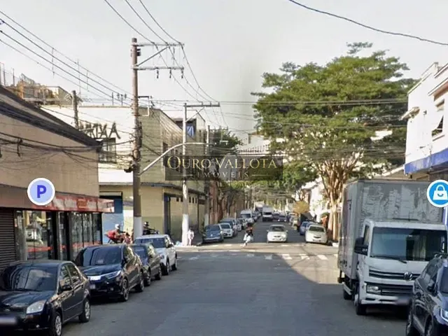Prédio com 240m², para alugar, no bairro Brás em São Paulo