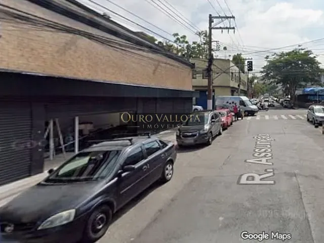 Prédio com 240m², para alugar, no bairro Brás em São Paulo