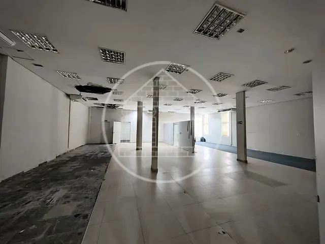 Prédio com 1157m², para alugar, no bairro Cidade Dutra em São Paulo