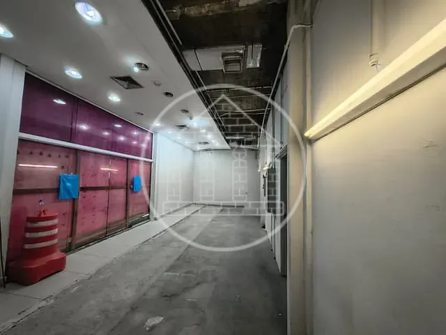 Prédio com 1157m², para alugar, no bairro Cidade Dutra em São Paulo