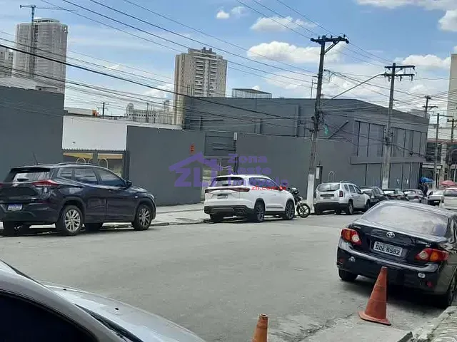Prédio com 1780m², para alugar, no bairro Vila Carrão em São Paulo