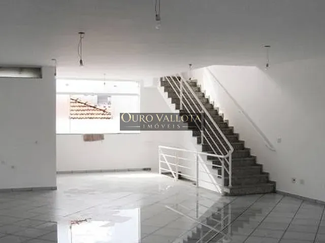 Prédio com 245m², para alugar, no bairro Quarta Parada em São Paulo