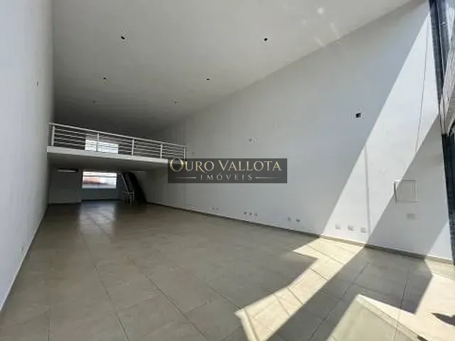 Prédio com 245m², para alugar, no bairro Quarta Parada em São Paulo