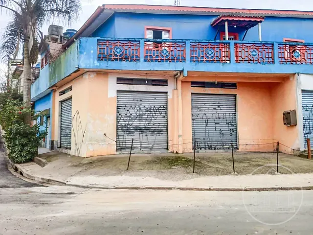Prédio com 340m², à venda, no bairro Parelheiros em São Paulo