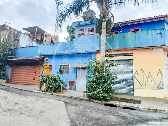 Prédio com 340m², à venda, no bairro Parelheiros em São Paulo
