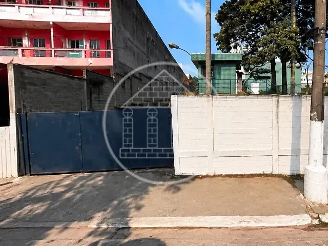 Prédio com 3646m², à venda, no bairro Parque Maria Fernandes em São Paulo