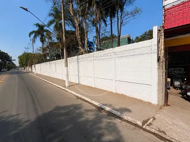Prédio com 3646m², à venda, no bairro Parque Maria Fernandes em São Paulo