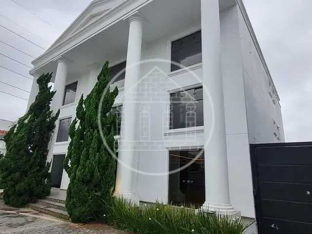 Prédio com 1021m², para alugar, no bairro Indianópolis em São Paulo