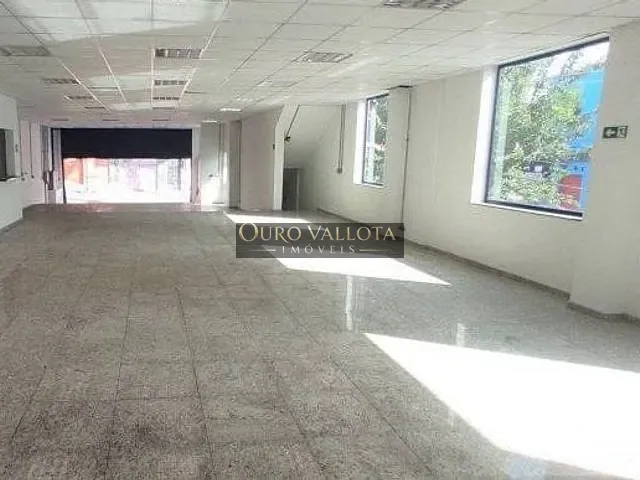 Prédio com 330m², para alugar, no bairro Mooca em São Paulo