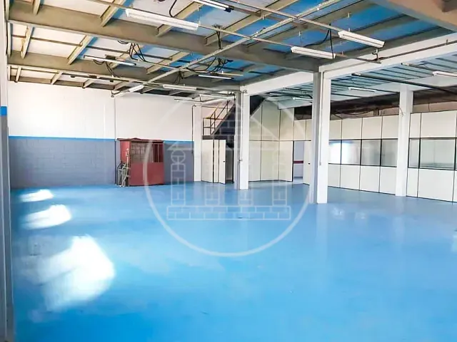 Prédio com 1000m², à venda, no bairro Vila da Paz em São Paulo