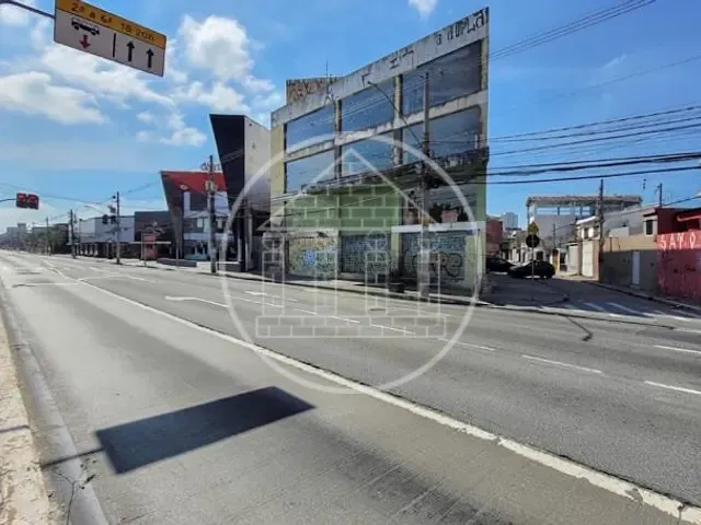 Prédio com 900m², para alugar, no bairro Vila Socorro em São Paulo