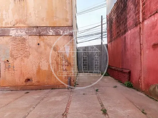 Prédio com 900m², para alugar, no bairro Vila Socorro em São Paulo