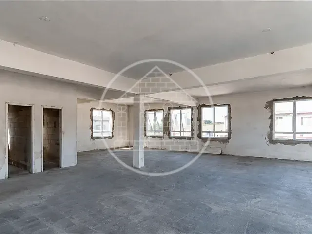 Prédio com 900m², para alugar, no bairro Vila Socorro em São Paulo