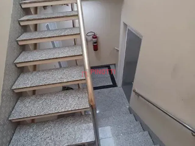Prédio à venda, no bairro Jardim Las Vegas em Santo André