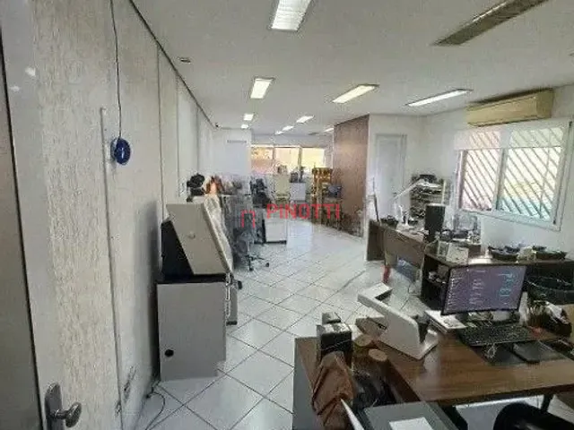 Prédio à venda, no bairro Jardim Las Vegas em Santo André