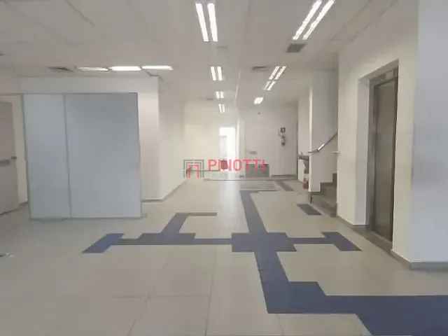 Prédio para alugar, no bairro Vila Mussoline em São Bernardo do Campo