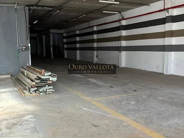 Prédio com 1650m², para alugar, no bairro Vila Bertioga em São Paulo