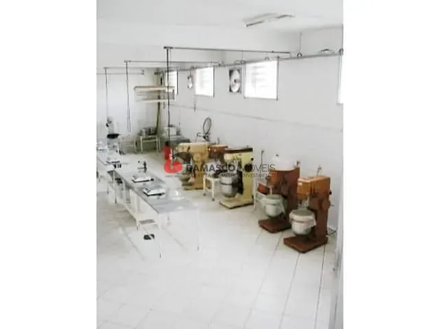 Prédio com 1380m², à venda, no bairro Fundação em São Caetano do Sul