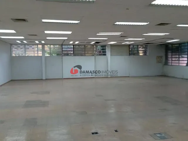 Prédio com 542m², para alugar, no bairro Prosperidade em São Caetano do Sul