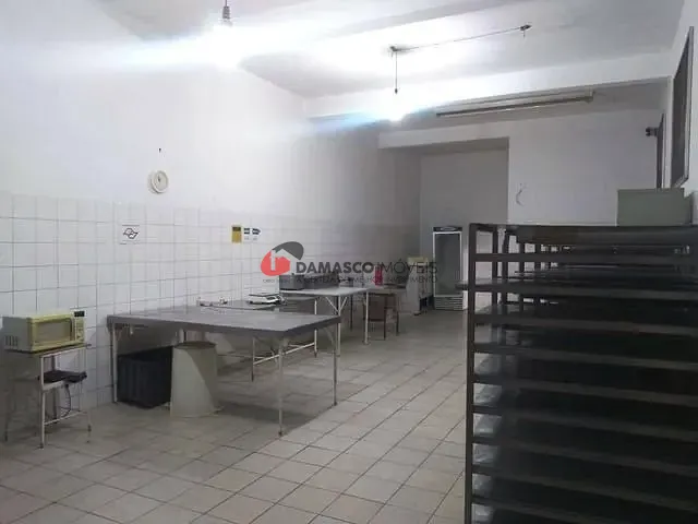 Prédio com 250m², à venda, no bairro Fundação em São Caetano do Sul