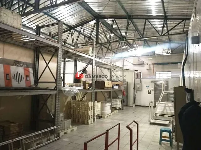 Prédio com 250m², à venda, no bairro Fundação em São Caetano do Sul