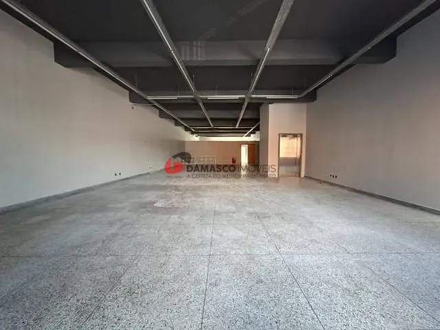 Prédio com 649m², para alugar, no bairro Osvaldo Cruz em São Caetano do Sul