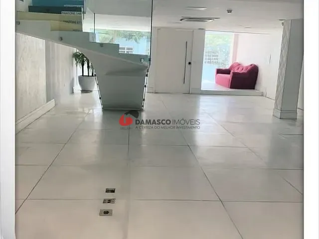 Prédio com 600m², para alugar, no bairro Santa Paula em São Caetano do Sul