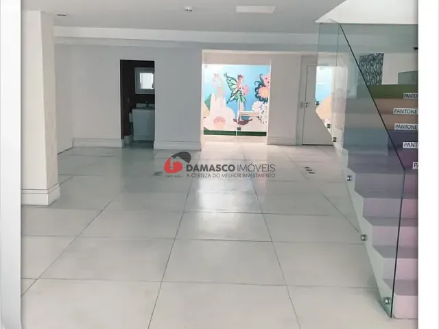 Prédio com 600m², para alugar, no bairro Santa Paula em São Caetano do Sul