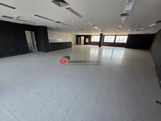 Prédio à venda, no bairro Parque das Nações em Santo André