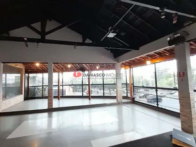 Prédio com 97m², para alugar, no bairro Santa Paula em São Caetano do Sul
