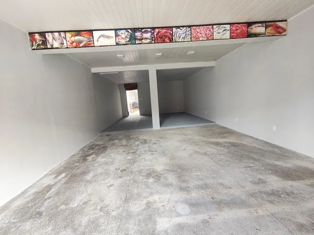 Ponto com 150m², para alugar, no bairro Luzia em Aracaju
