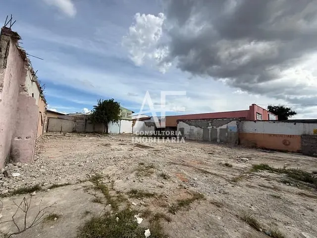 Ponto à venda, no bairro Jardim Gurilândia em Taubaté